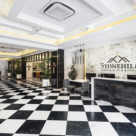Stonehill Suites Bacolod Eksteriør billede