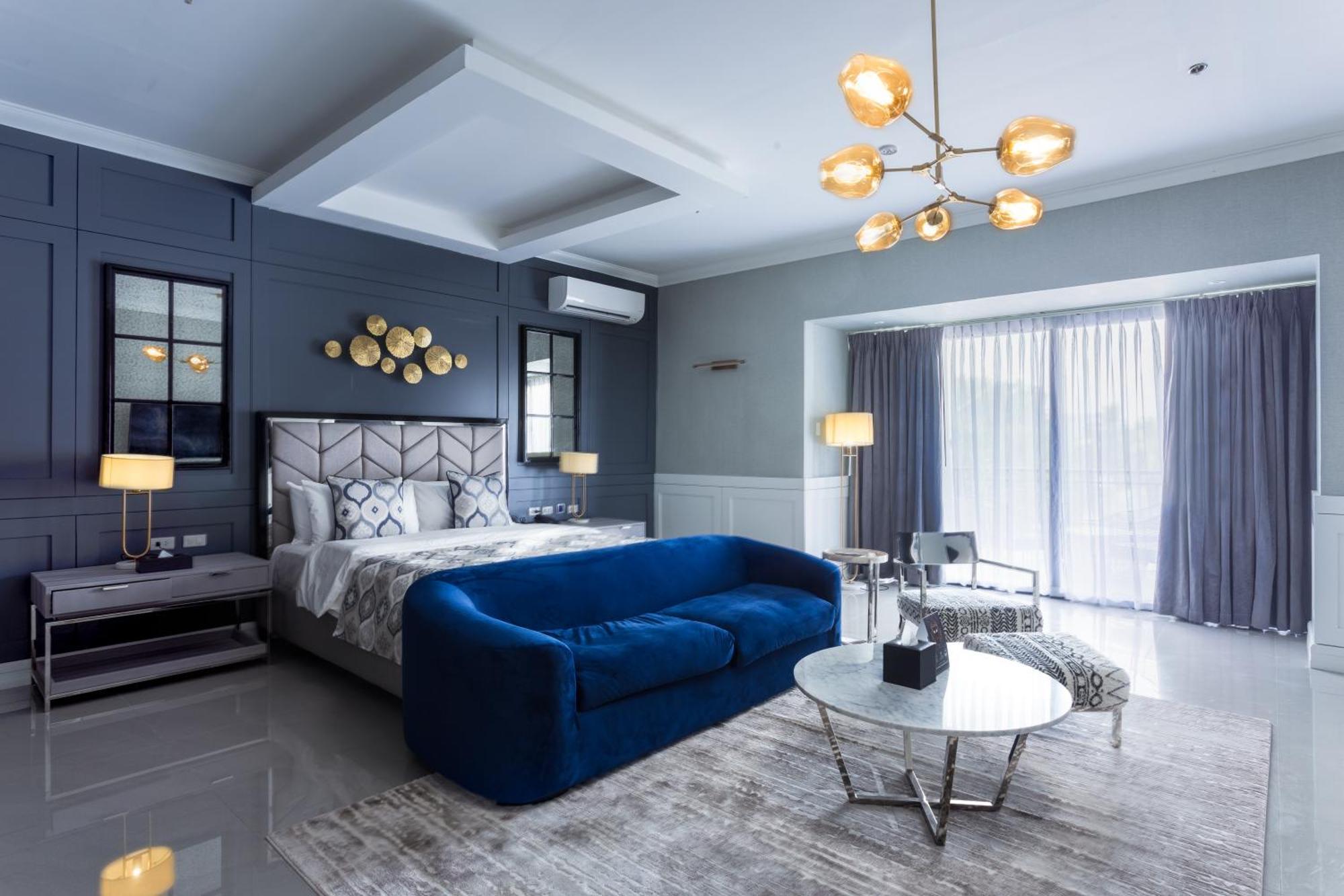 Stonehill Suites Bacolod Eksteriør billede