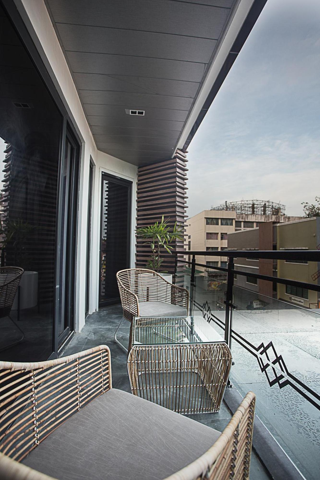 Stonehill Suites Bacolod Eksteriør billede